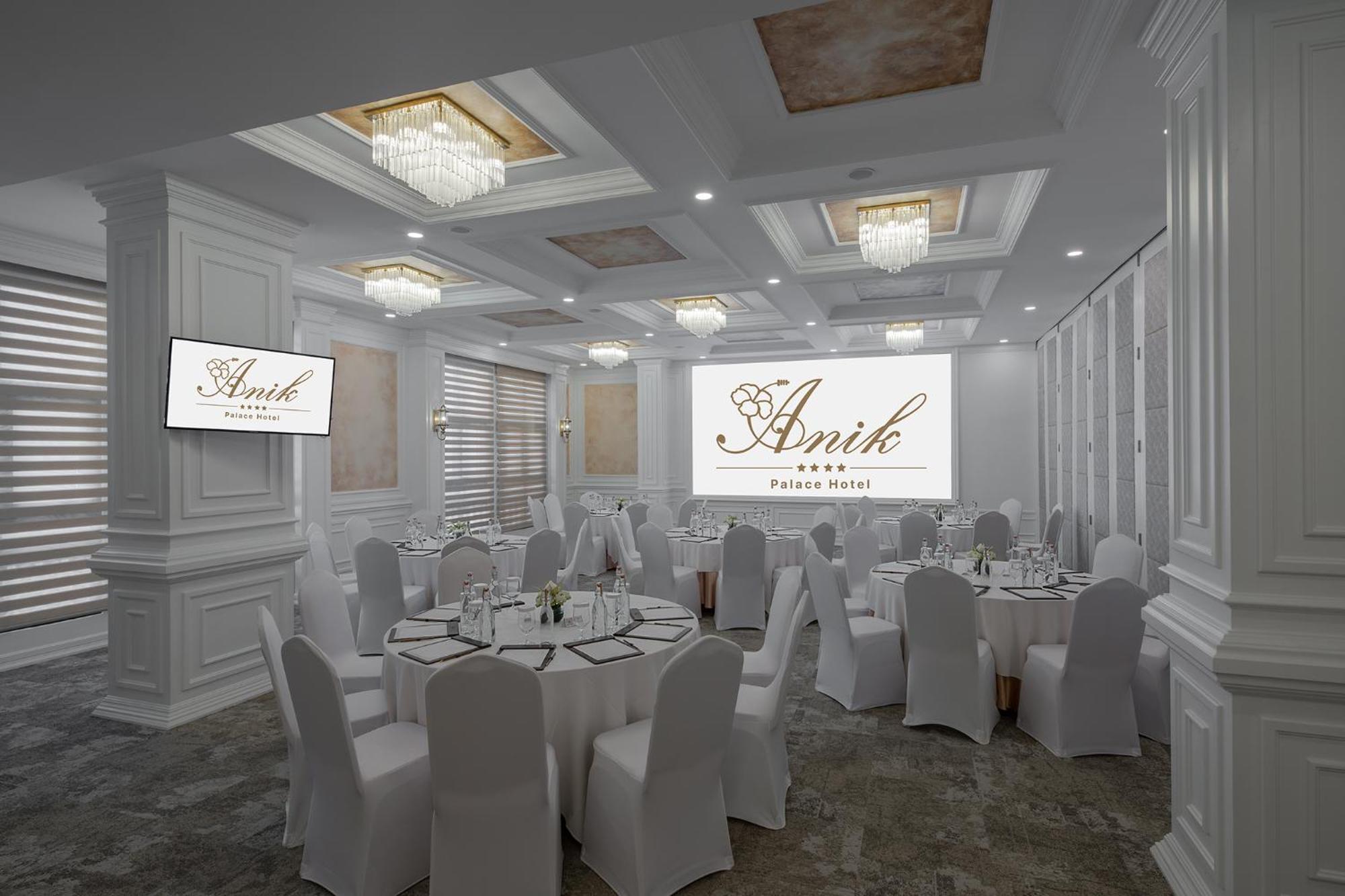Anik Palace Hotel